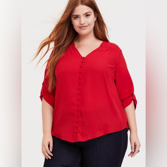 Torrid Harper Red Georgette Button-Loop Blouse - Picture 4 of 4